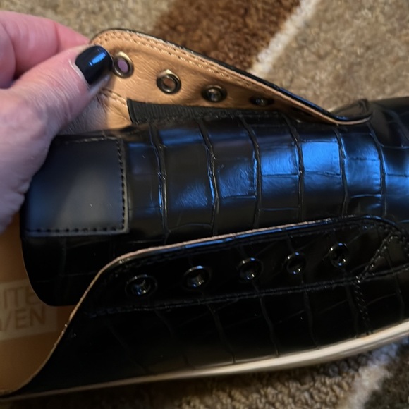 White Raven slip on sneakers - Picture 4 of 8